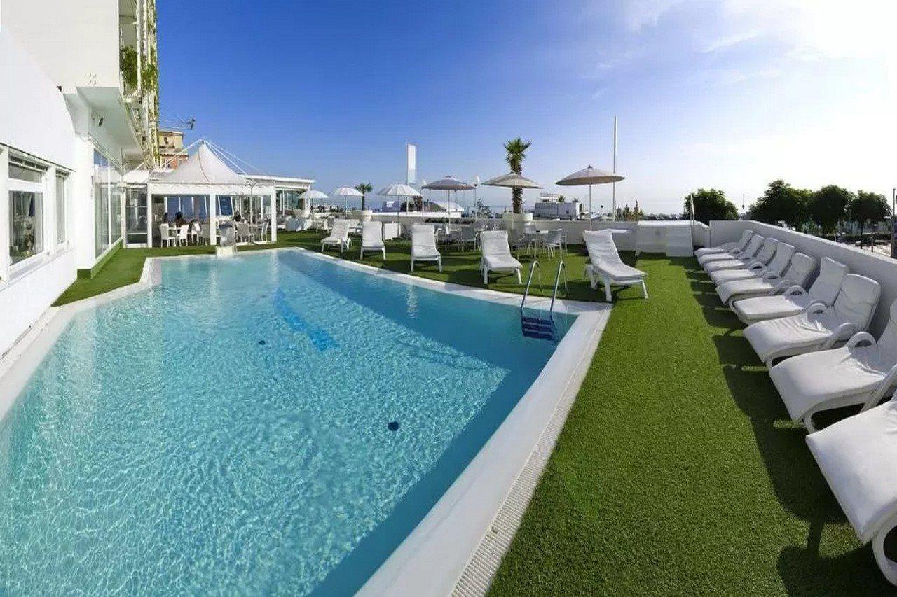 Hotel Mediterraneo Ριτσόνε Εξωτερικό φωτογραφία