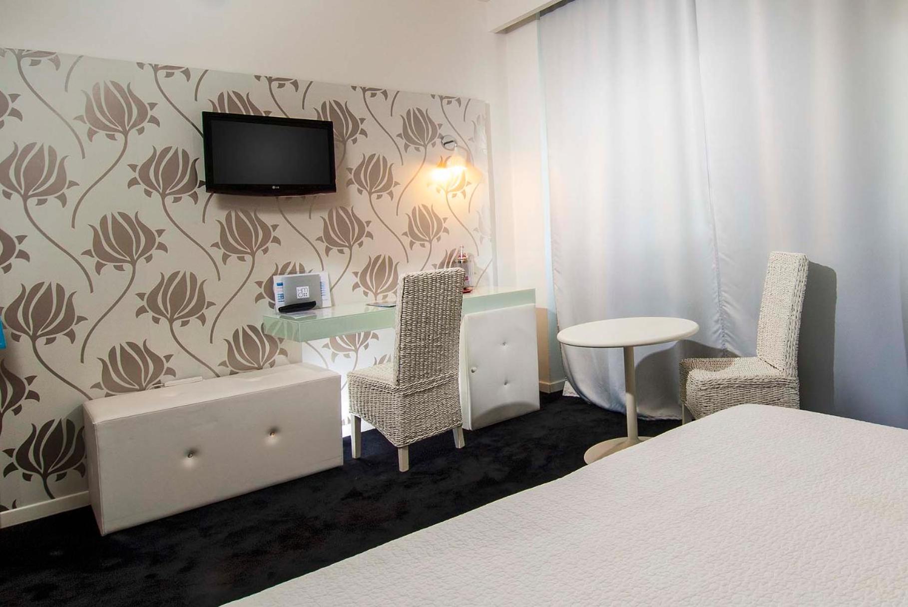 Hotel Mediterraneo Ριτσόνε Εξωτερικό φωτογραφία