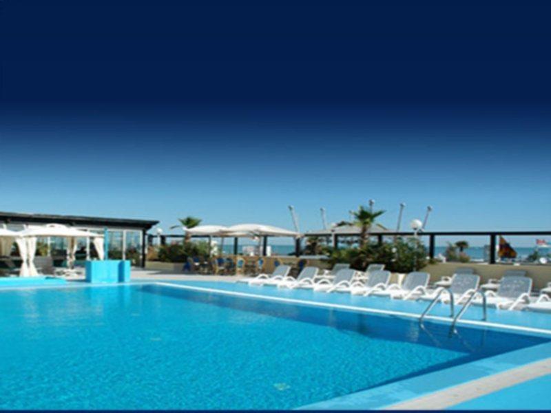 Hotel Mediterraneo Ριτσόνε Εξωτερικό φωτογραφία