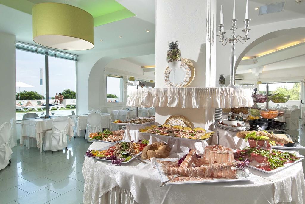 Hotel Mediterraneo Ριτσόνε Εξωτερικό φωτογραφία
